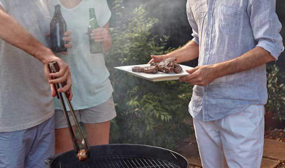 From Sauce to Style: Fashion Hacks for Handling BBQ Stains on White Shirts